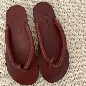 Hanover Flip Flops